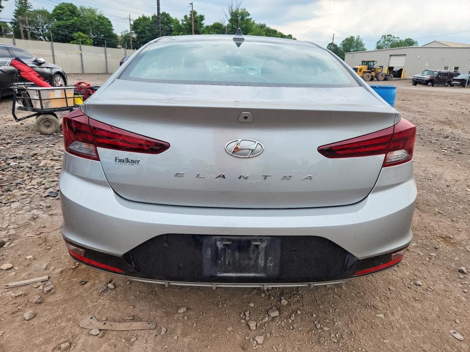 2020 HYUNDAI ELANTRA SEL 6