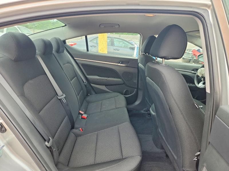 2020 HYUNDAI ELANTRA SEL 10