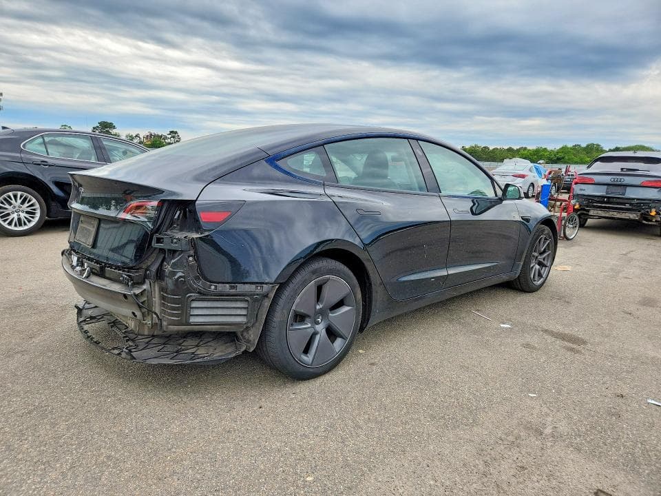 2023 TESLA MODEL 3 3