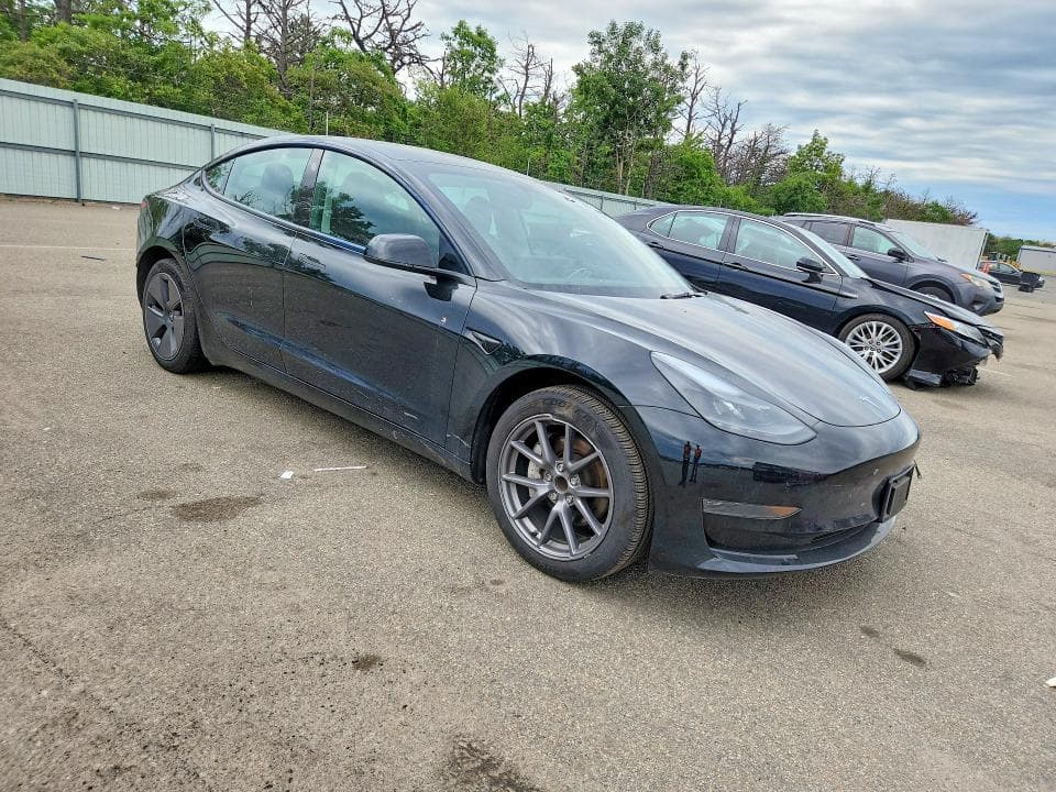 2023 TESLA MODEL 3 4