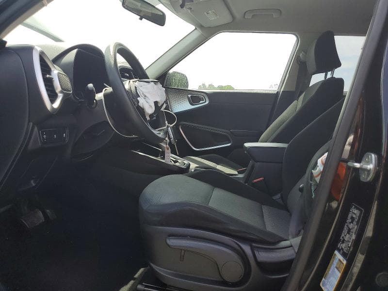 2021 KIA SOUL LX 7