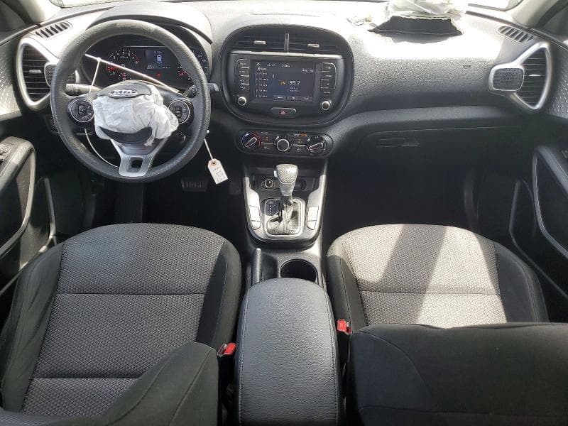 2021 KIA SOUL LX 8