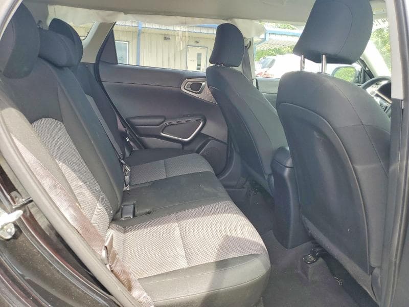 2021 KIA SOUL LX 10