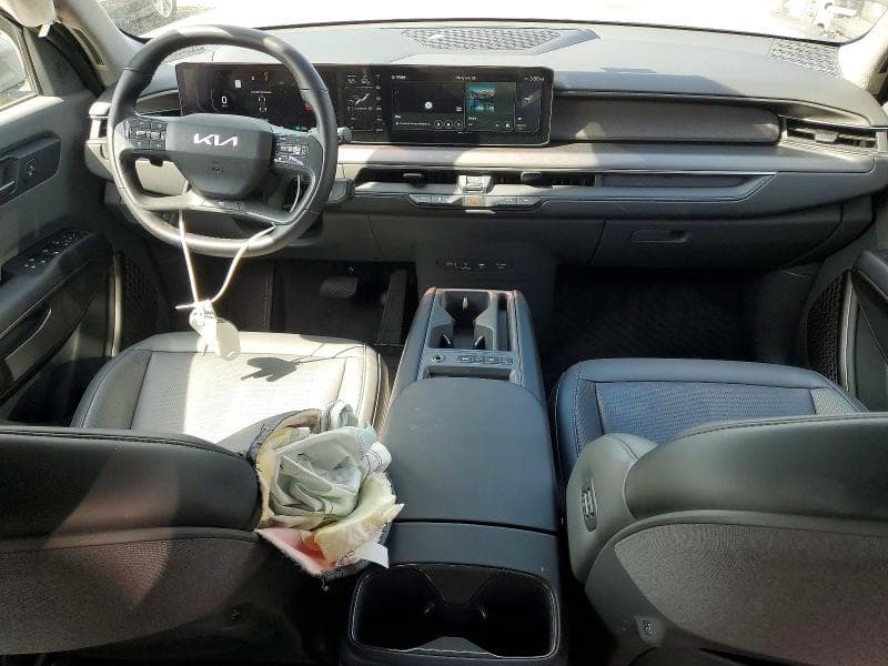 2024 KIA EV9 8