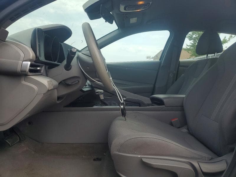 2021 HYUNDAI ELANTRA SE 7