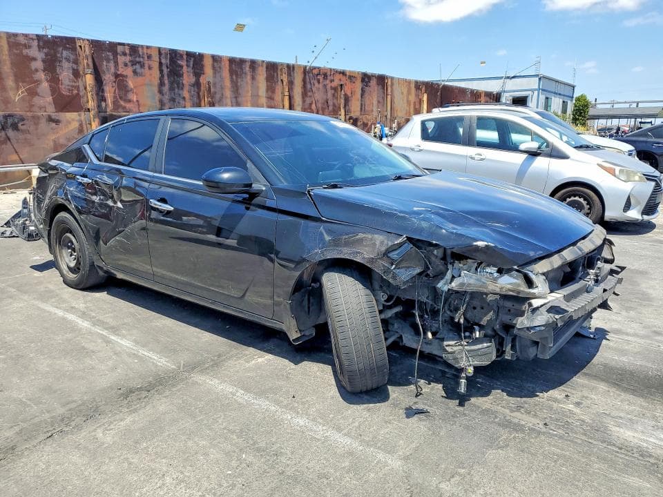 2019 NISSAN ALTIMA S 4