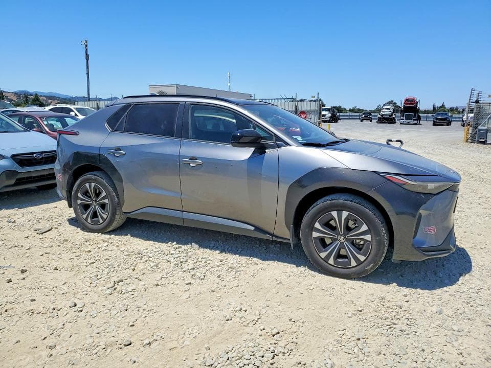 2023 TOYOTA BZ4X XLE 4