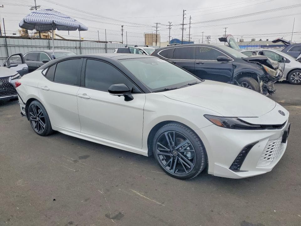 2026 TOYOTA CAMRY XSE 4