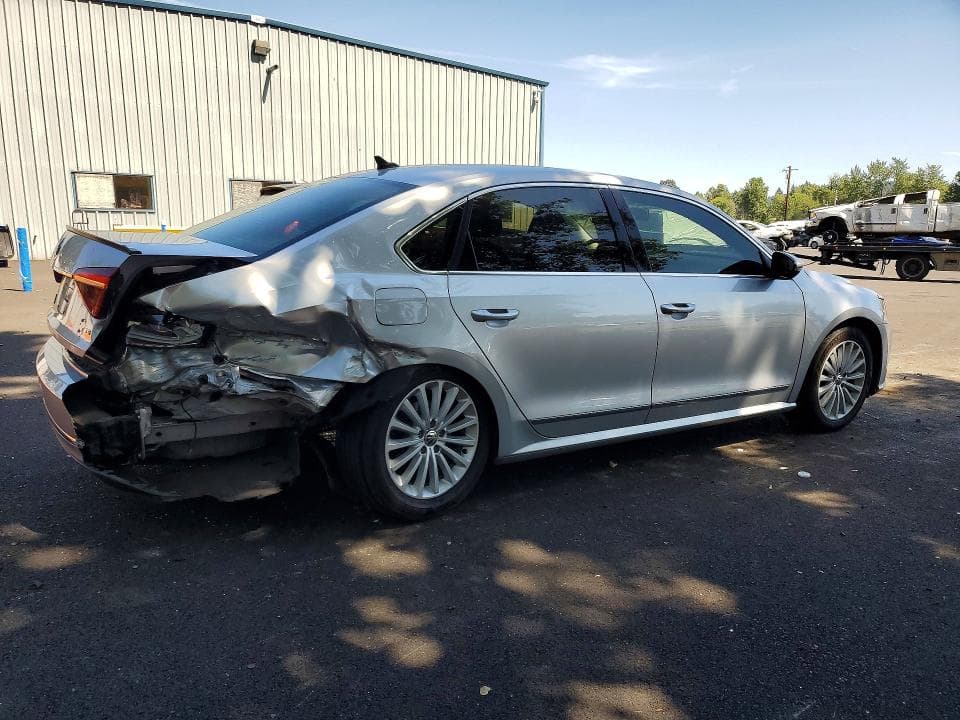 2017 VOLKSWAGEN PASSAT SE SE 3