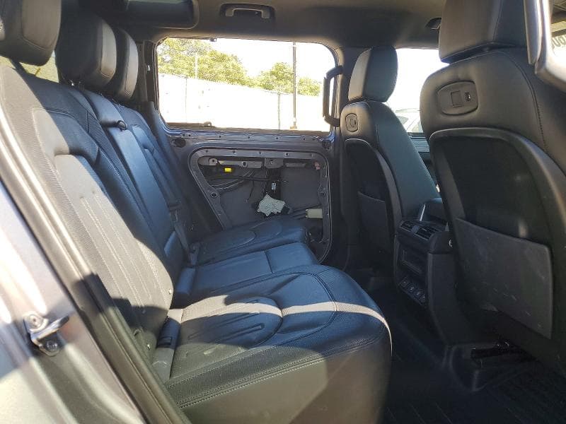 2022 LAND ROVER DEFENDER 110 X-DYNAMIC SE 11