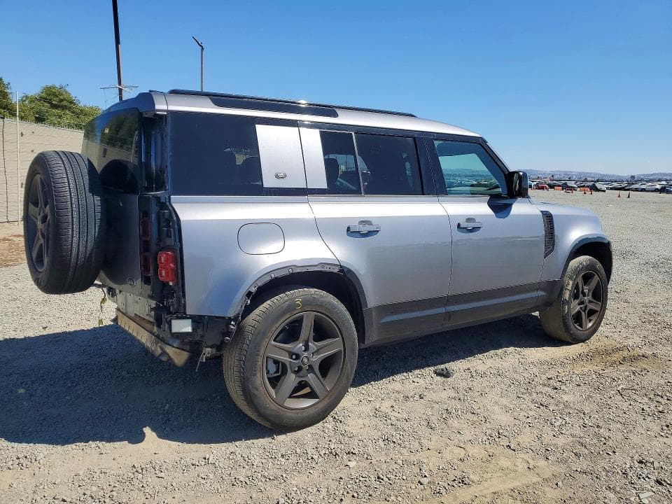 2022 LAND ROVER DEFENDER 110 X-DYNAMIC SE 3
