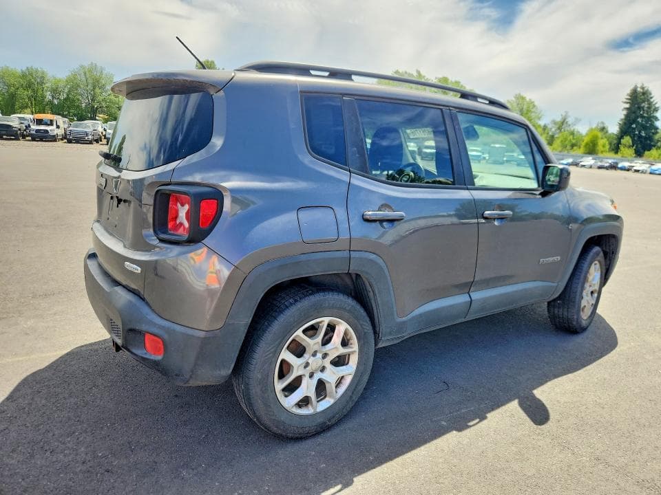 2017 JEEP RENEGADE LATITUDE 4