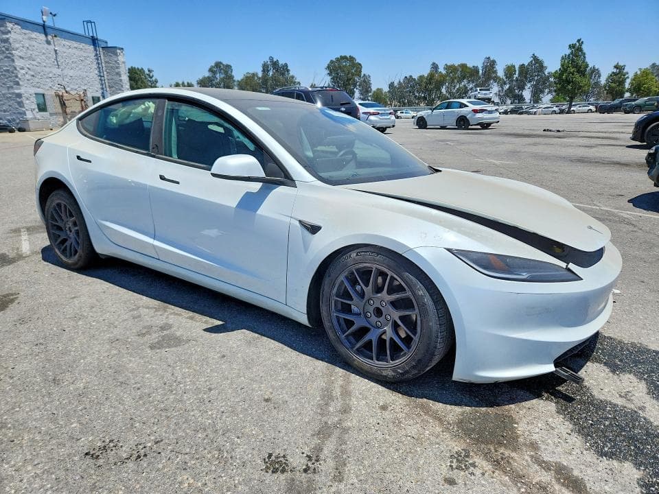 2024 TESLA MODEL 3 4
