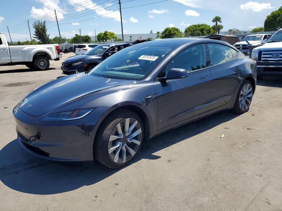 2026 TESLA MODEL 3 - 1