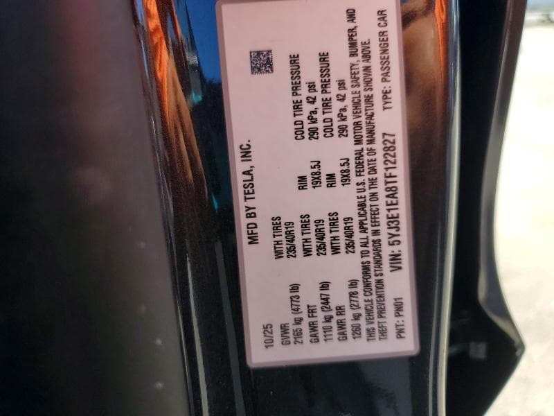 2026 TESLA MODEL 3 12