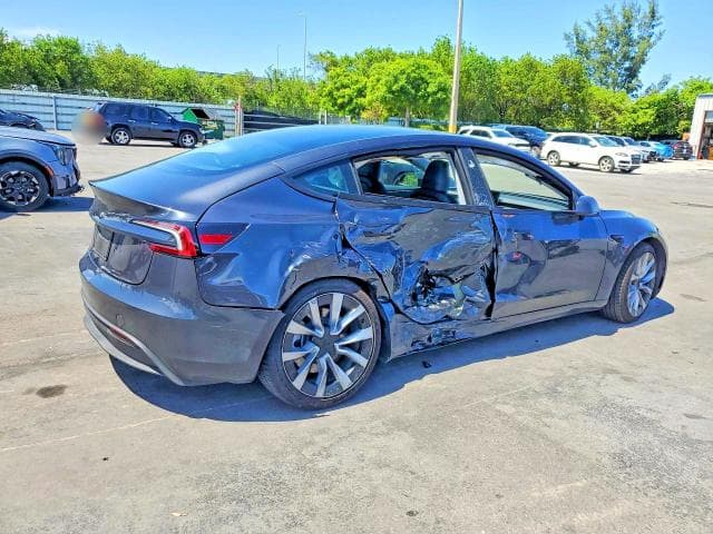 2026 TESLA MODEL 3 3
