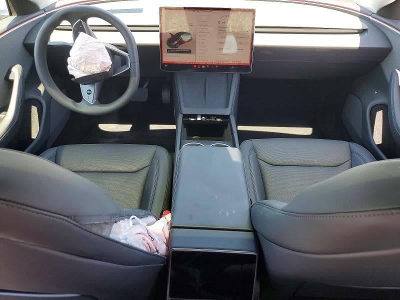 2026 TESLA MODEL 3 8