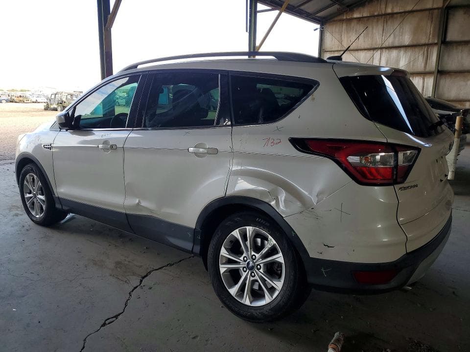 2017 FORD ESCAPE SE 2