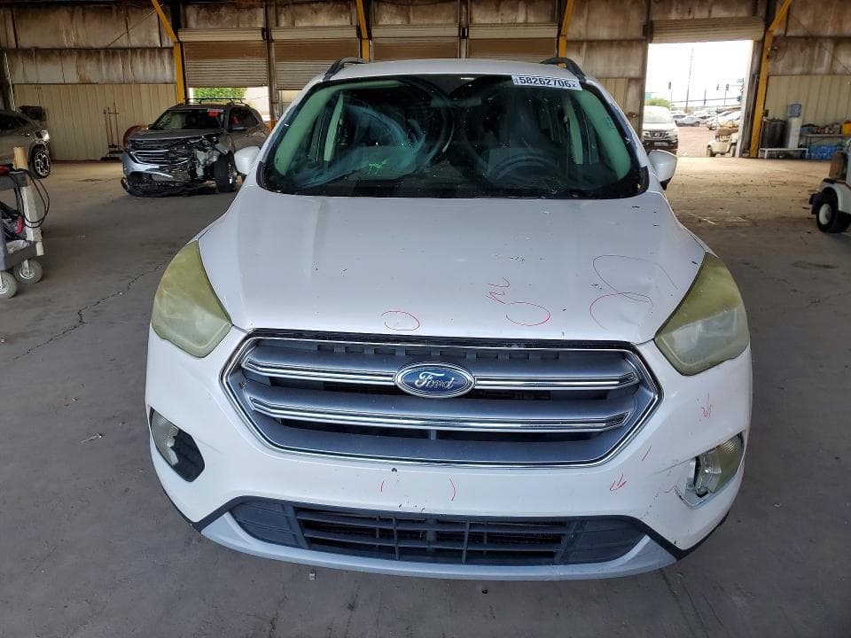 2017 FORD ESCAPE SE 5