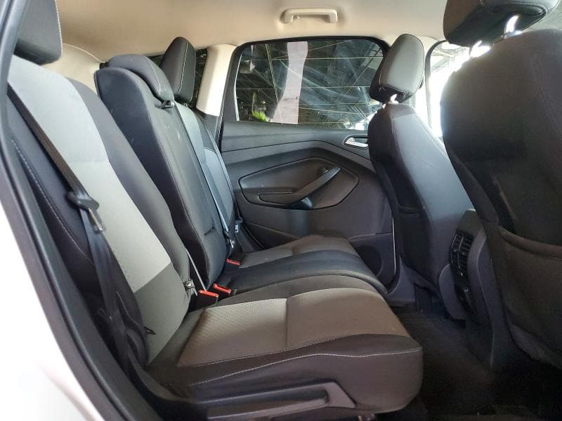 2017 FORD ESCAPE SE 10