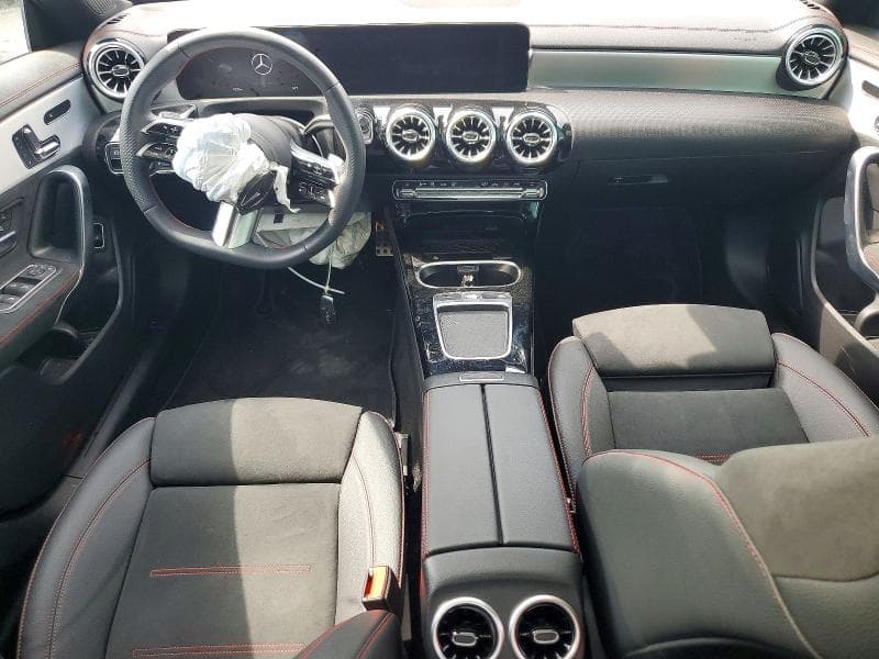 2025 MERCEDES-BENZ CLA 250 4MATIC 8