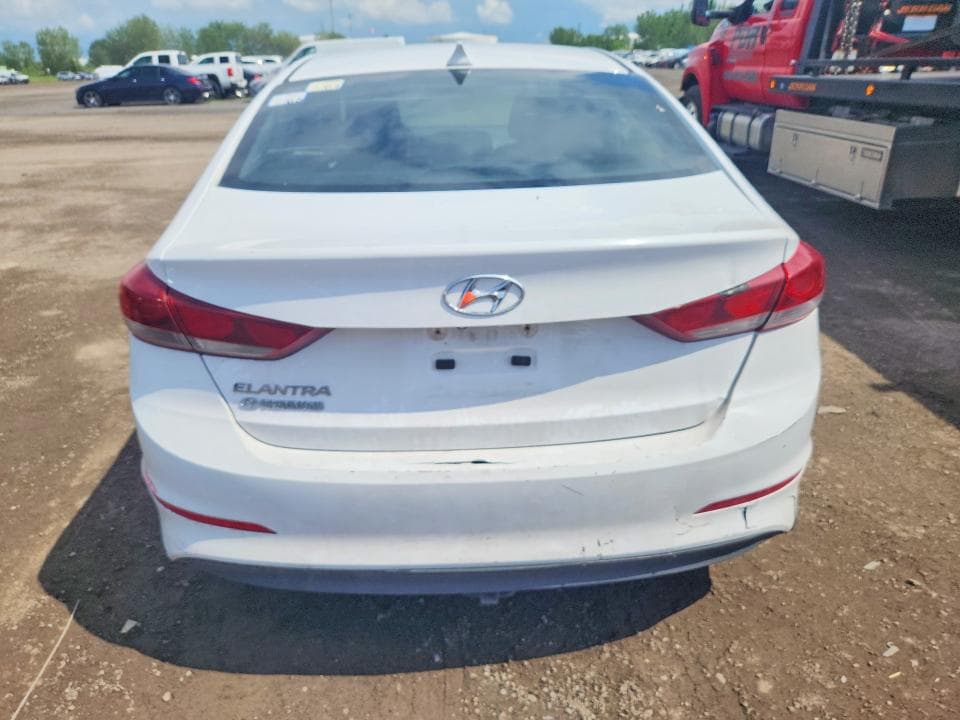 2017 HYUNDAI ELANTRA SE SE 6