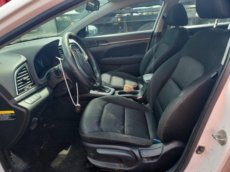 2017 HYUNDAI ELANTRA SE SE 7
