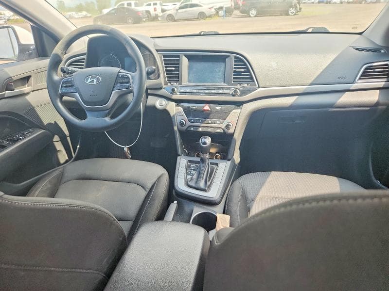 2017 HYUNDAI ELANTRA SE SE 8