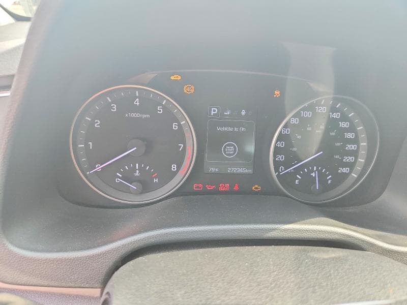 2017 HYUNDAI ELANTRA SE SE 9