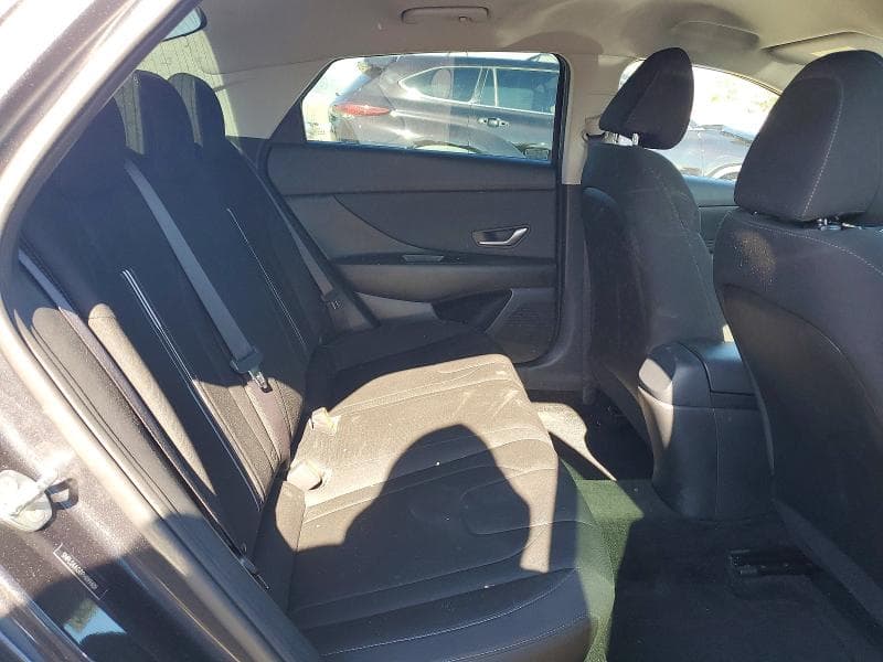 2023 HYUNDAI ELANTRA SEL 10