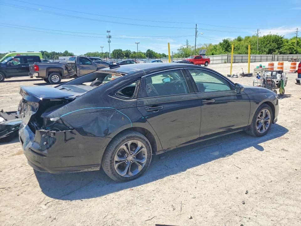 2024 HONDA ACCORD EX 3