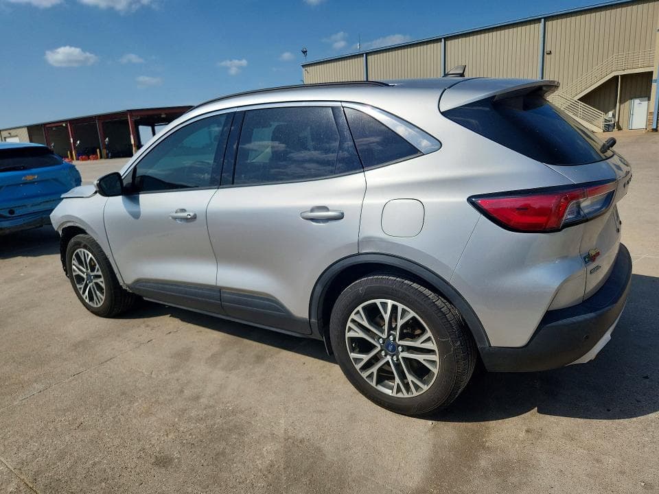 2020 FORD ESCAPE SEL 2