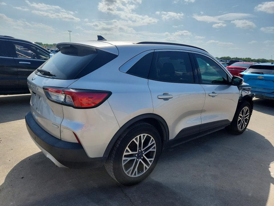 2020 FORD ESCAPE SEL 3