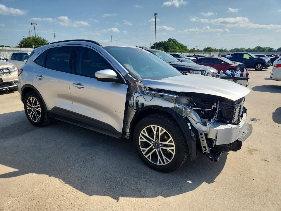 2020 FORD ESCAPE SEL 4