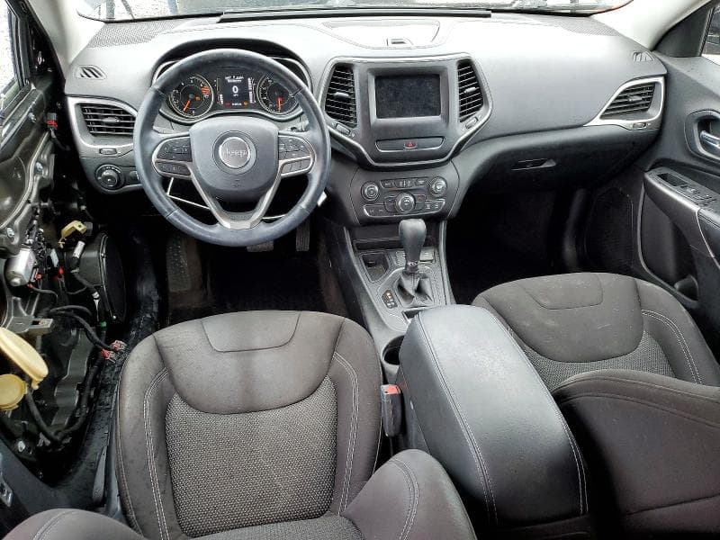 2019 JEEP CHEROKEE LATITUDE 8
