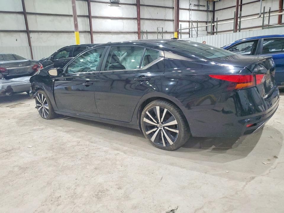 2021 NISSAN ALTIMA SR 2