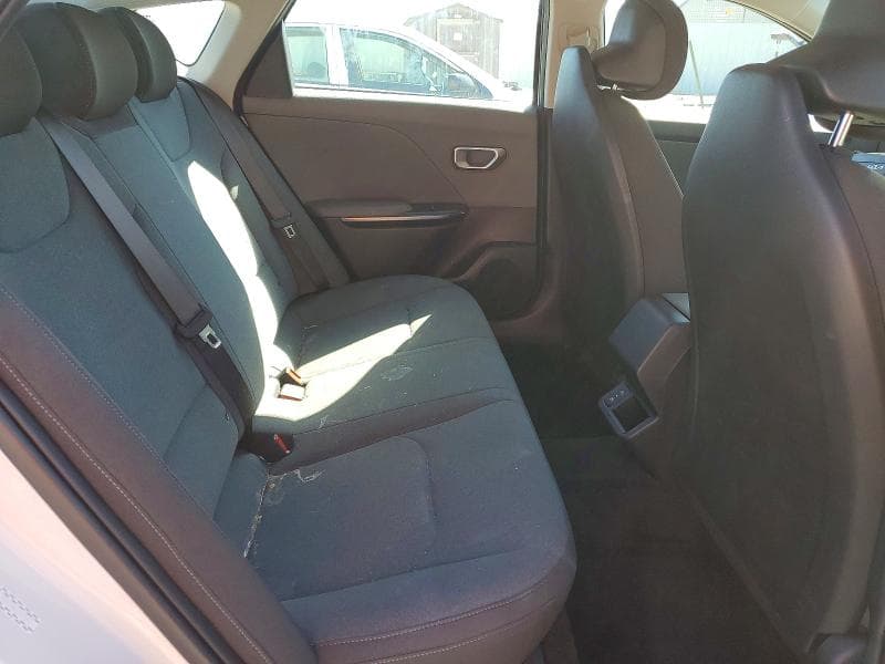 2025 KIA K4 LX 10