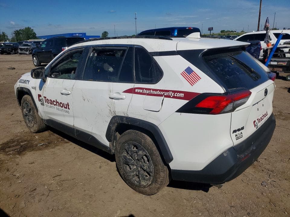 2019 TOYOTA RAV4 LE LE 2