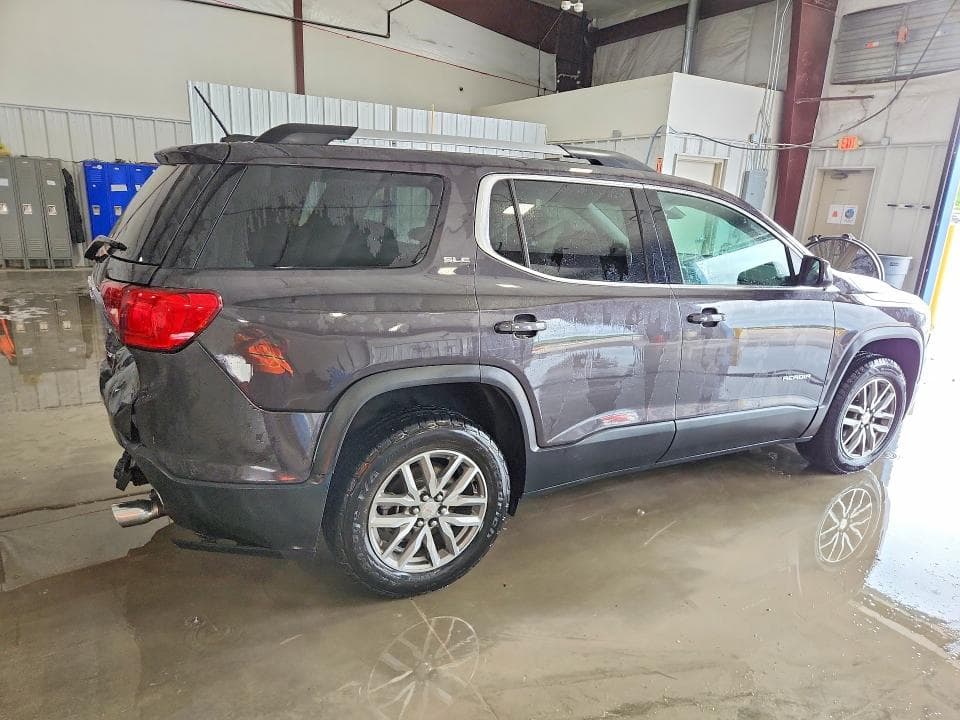 2017 GMC ACADIA SLE 3