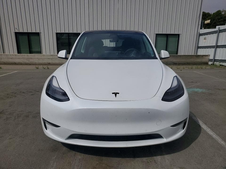 2022 TESLA MODEL Y 5