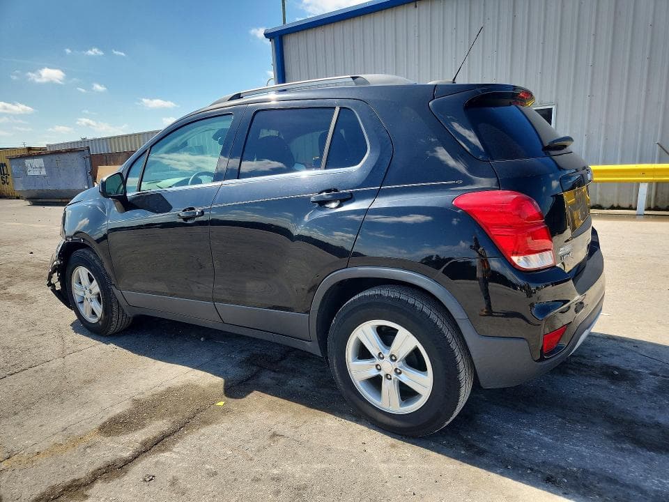 2020 CHEVROLET TRAX 1LT 2