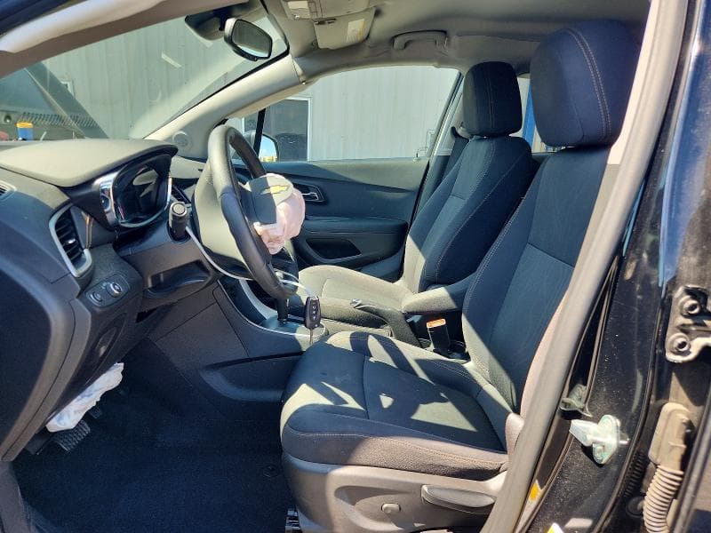 2020 CHEVROLET TRAX 1LT 7