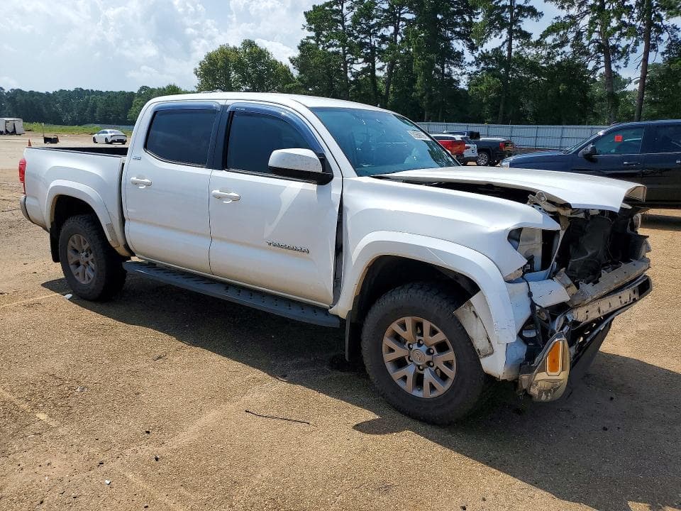 2017 TOYOTA TACOMA SR5 V6 4