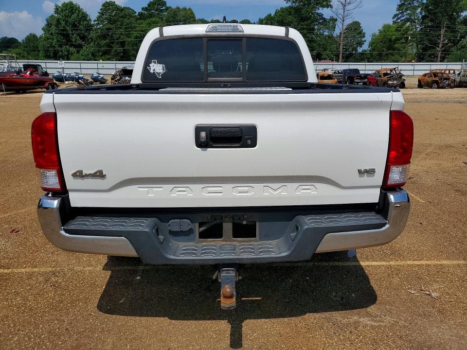 2017 TOYOTA TACOMA SR5 V6 6