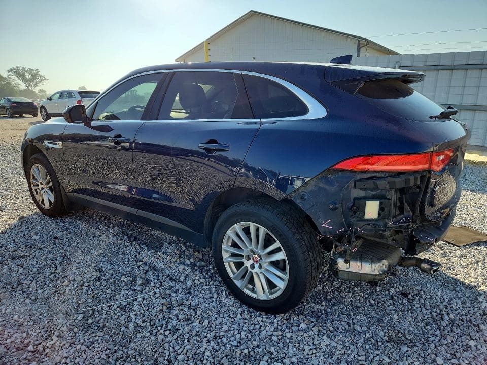 2017 JAGUAR F-PACE PRESTIGE 2