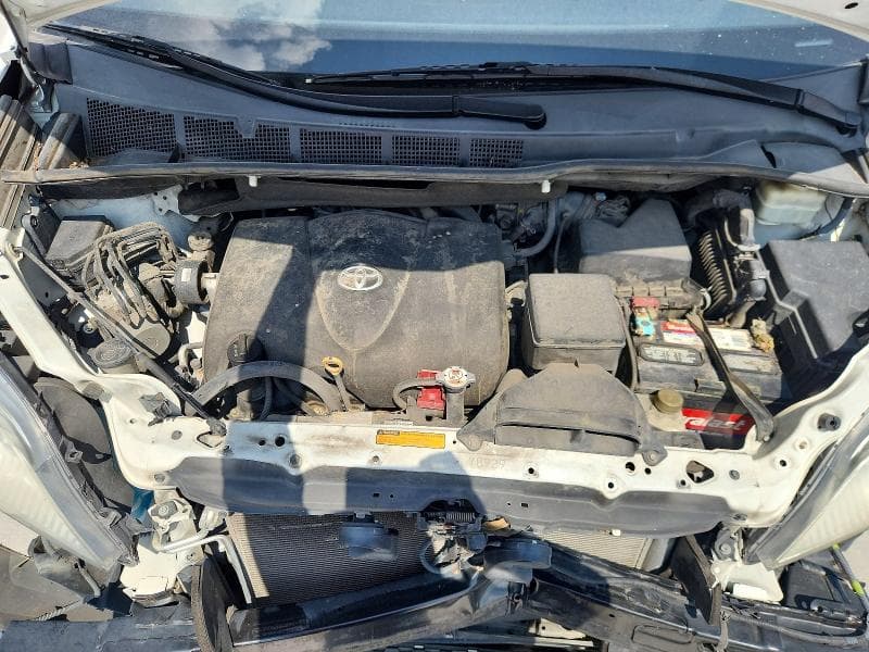 2017 TOYOTA SIENNA XLE 8-PASSENGER XLE 8-PASSENGER 11