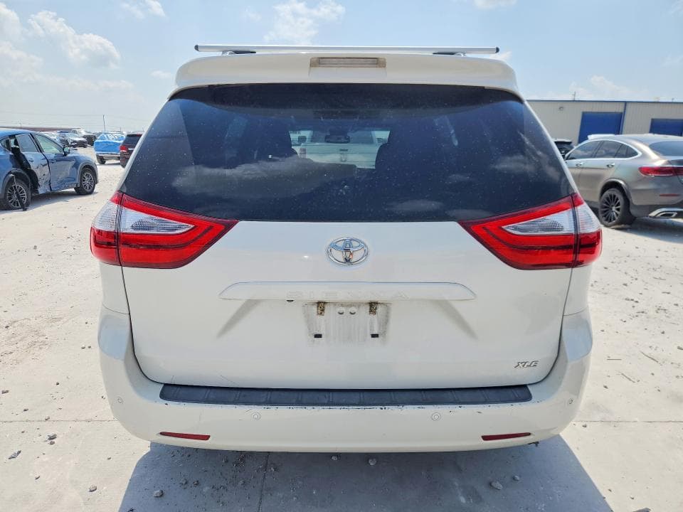 2017 TOYOTA SIENNA XLE 8-PASSENGER XLE 8-PASSENGER 6