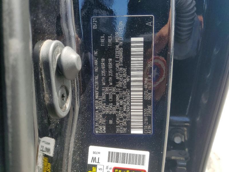 2021 TOYOTA HIGHLANDER XLE 13