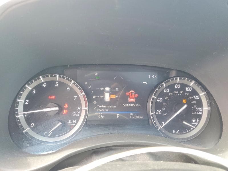2021 TOYOTA HIGHLANDER XLE 9