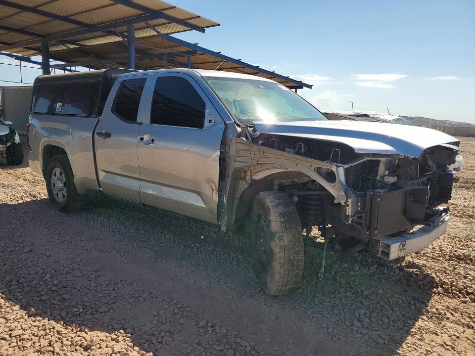 2024 TOYOTA TUNDRA SR 4